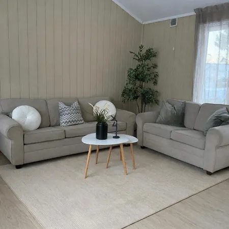 Family-friendly Accommodation, 5 Bedrooms, דירה *