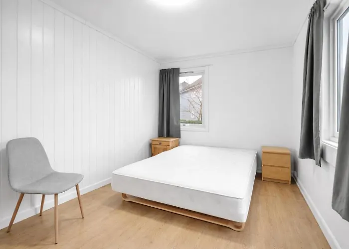 Family-friendly Accommodation, 5 Bedrooms, Kristiansand